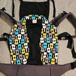 Preschool Kinderpack Carrier Groovy Guitars